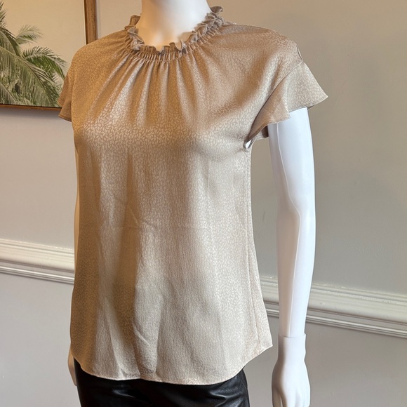 Express Tan Ruffled Blouse - Picture 2 of 7